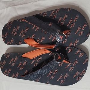 Hook'Em Horns Flip-flops
